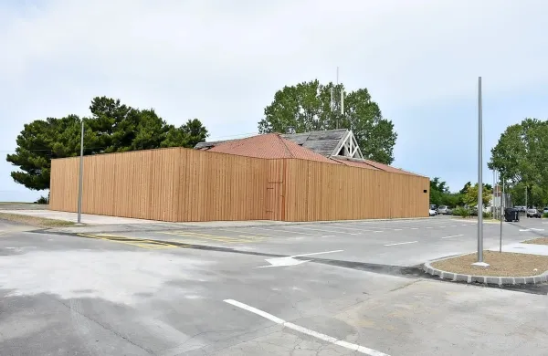 Lazaret preoblečen, Sv. Jernej kmalu urejen