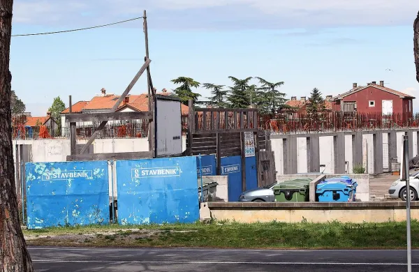 Nasedli gradbeni projekt propadlega Stavbenika v Izoli bo 
dokončalo podjetje Vivoda. 

