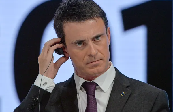 Francoski premier Manuel Valls je  sporočil, da so oblasti za 
razbremenitev policije na delo vpoklicale žandarje rezerviste.