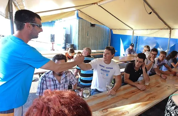 Olimpijski komite spregledal, da Žbogar ne more na uradno predstavitev