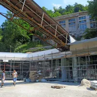 Obnovljena idrijska topilnica, dediščina Unesca, bo ponovno 
oživela kot doživljajski muzej.