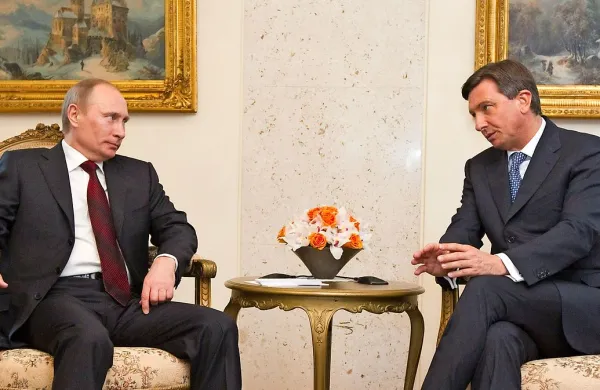 V času sobotnega obiska ruskega predsednika Vladimirja 
Putina je predvidena najvišja stopnja varovanja, pričakujemo 
pa lahko tudi občasne popolne zapore cest na območju 
Gorenjske in Ljubljane.
