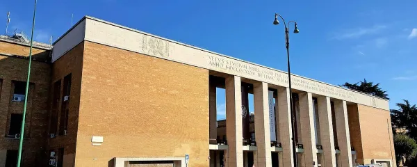 Na rimski univerzi La Sapienza je Renko ustanovil stolico za 
slovenski jezik in književnost. 