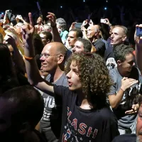Sinoči v puljski areni Status Quo, danes &scaron;e Robert Plant