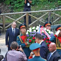 Gozd ob Ruski kapelici ob Putinovem obisku preplavila množica (foto)