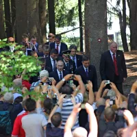 Gozd ob Ruski kapelici ob Putinovem obisku preplavila množica (foto)