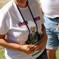Gozd ob Ruski kapelici ob Putinovem obisku preplavila množica (foto)