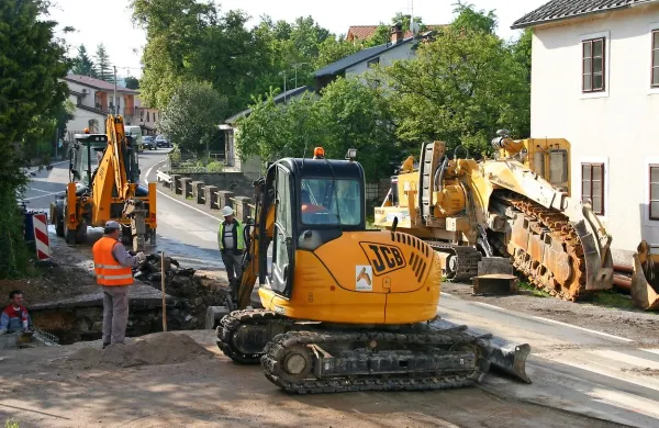 Pred štirimi leti so začeli graditi  kanalizacijo v Podgradu.