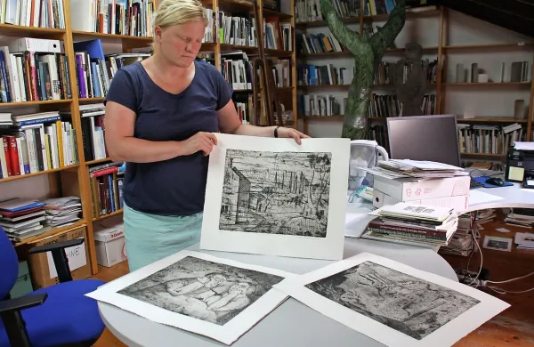 Pilonova galerija je ob 120. obletnici umetnikovega rojstva ob podpori Občine Ajdovščina  izdelala grafične mape 
z odtisi treh znanih Pilonovih motivov: Amour Simple, Vipavski Križ  in Stara elektrarna na Hublju.