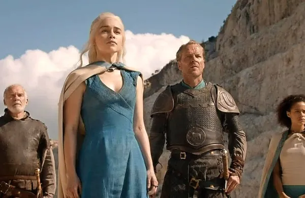 HBO je nedavno potrdil, da bo televizijska nadaljevanka Igra 
prestolov na sporedu le še dve sezoni.