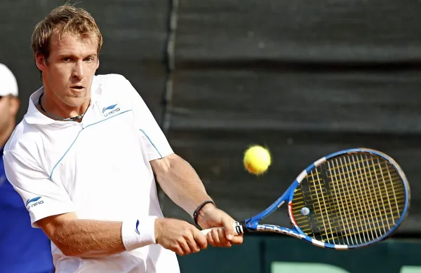 Najboljši slovenski teniški igralec Grega Žemlja se je uvrstil v 
polfinale teniškega turnirja ATP Challenge Tilia Slovenia 
Open,  kjer ga danes čaka prvi nosilec, Nemec Florian 
Mayer.