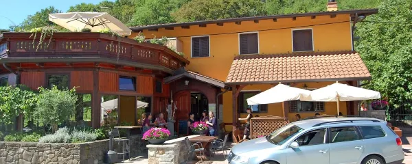 Gostilna Peternel slovi po širokogrudno odmerjenih porcijah.   