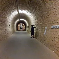 Srečanje z umetnostjo v tunelu