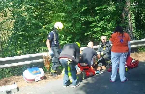Prometna nesreča  na krožišču na Valeti.
