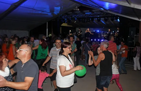 Obiskovalce so na 38. Krompirjevi noči zabavali Tanja Žagar, 
San Di Ego in Šank Rock.