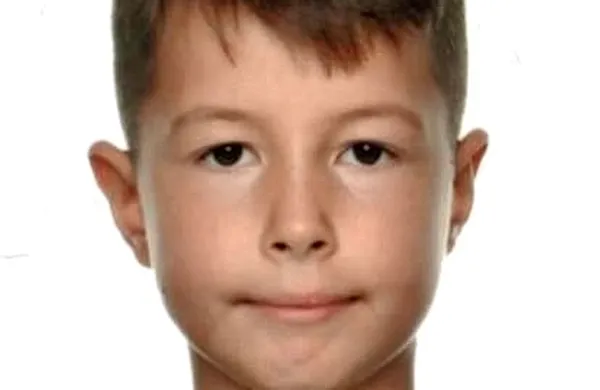 Od 17. avgusta mama pogreša 11-letnega sina  Uroša Žarića  
Dabića. Če ste ga videli, pokličite policijo.