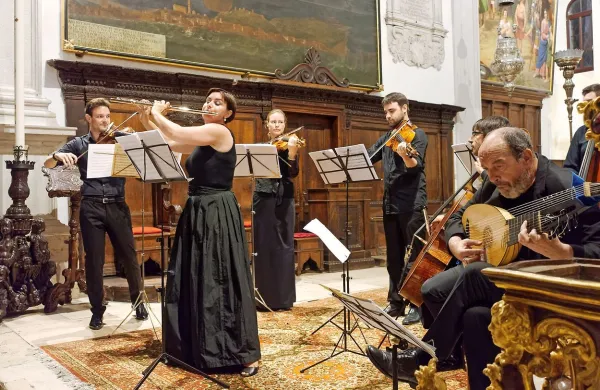 Festivalski ansambel Il Terzo Suono je minulo soboto v 
piranski cerkvi sv. Jurija nastopil na drugem koncertu letošnjega Tartini festivala.   