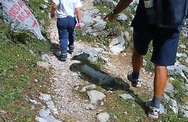 Reneja je na poti na Kredarico spremljala njegova družina.