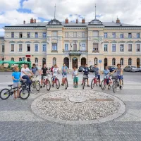 Ognili so se kli&scaron;ejem