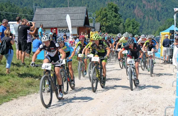 S starta ob smučišču Ski Bor  se je pognalo 200 kolesarjev.