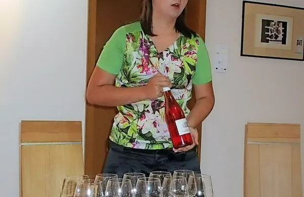 Ana Bric je najbolj prepričala komisijo, da “obvlada” vina. 