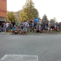 Dirkalni &ldquo;fičoti&rdquo; in starinski motocikli so v Novi Gorici lovili poglede radovednežev (foto + video)