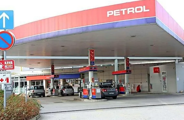 Sprla sta se zaradi čakalne vrste
