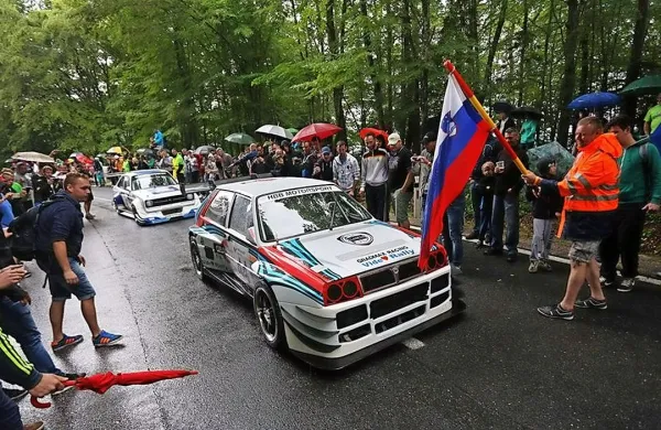 Milan Bubnič bo tudi tokrat sedel za krmilom svoje lancie 
delte integrale, ki premore približno 700 konjskih moči.