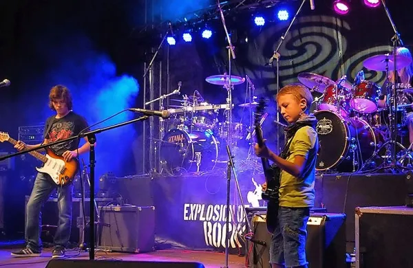 Lani sta se na Explosion of Rock predstavila tudi mlada Vid 
Kavrečič in Patrik Mrak. 