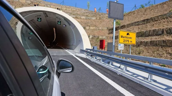 Za vožnjo skozi predor Markovec naj ne bi več potrebovali 
vinjete. 