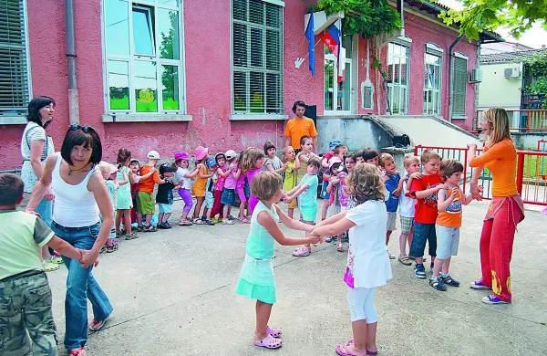 Vrtci v slovenski Istri imajo praviloma čakalne vrste.  