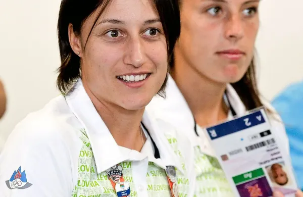  Slovenski poklicni teniški igralki Katarina Srebotnik (levo)  in 
Andreja Klepač.