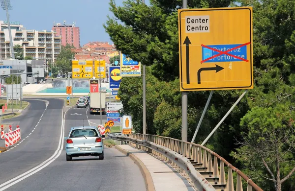 Izvoz za Portorož utegne ostati zaprt kar trajno, dopuščajo na 
Darsu. 