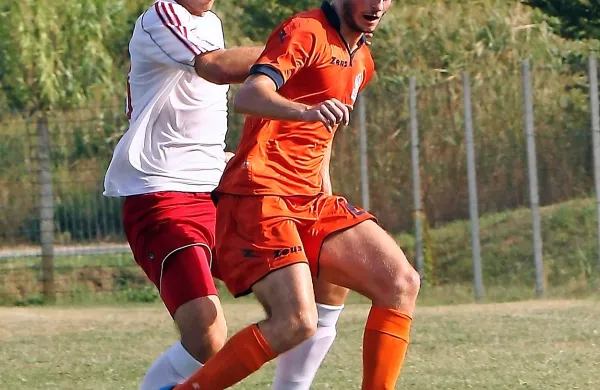 Matej Zemljak (desno) je v soboto svoj seznam zadetkov povišal 
na sedem.
