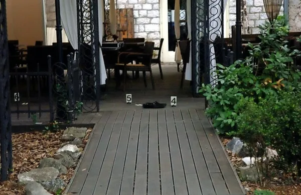 Danes zjutraj so okoli 4. ure odjeknili streli na poreški rivi.