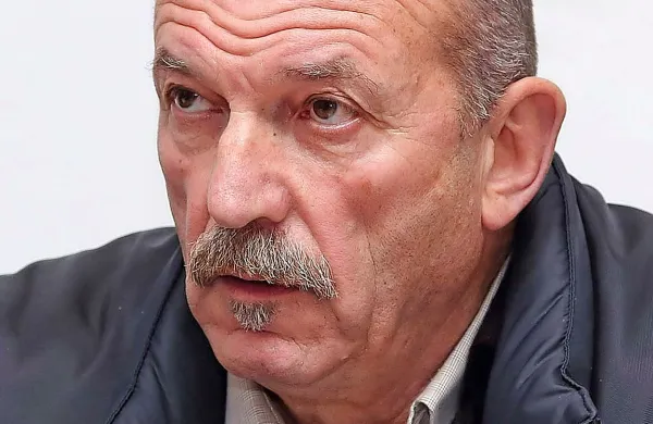 Janko Sever: “Tu ni več kaj reči. Požari se dogajajo 
že vsak dan, ljudje živijo v strahu.”
