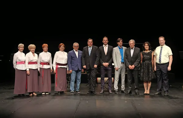 Ob prazniku občine so sinoči nagradili zaslužne