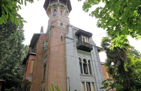 Ministrstvo je ocenilo, da edini snubec za vilo ni primeren.