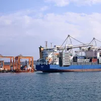 Luka Koper z okolju bolj prijaznimi dvigali
