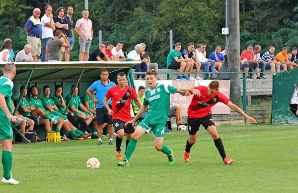 Nogometaši Adrie (v zelenih dresih) in Tabora so se razšli brez  
golov.  