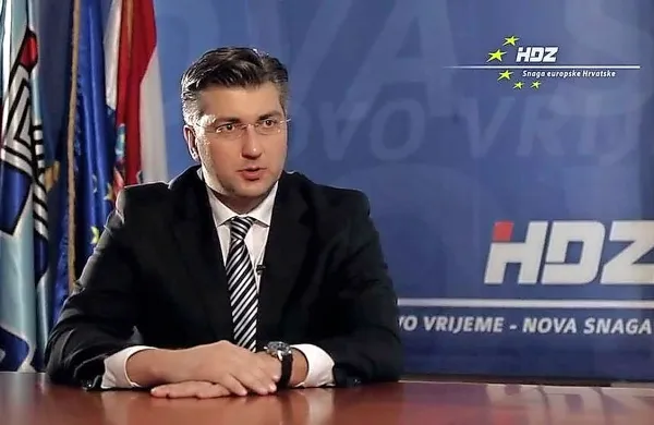 Andrej Plenković je HDZ popeljal do relativne zmage na 
predčasnih volitvah.