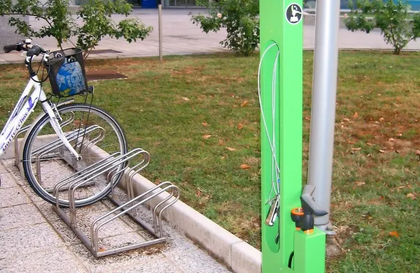 Kolesa bodo popravljali kar mimogrede