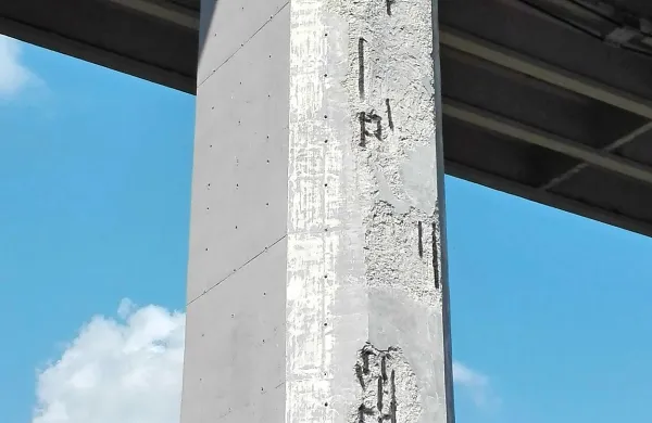 Stebri viadukta so visoki 33 metrov.