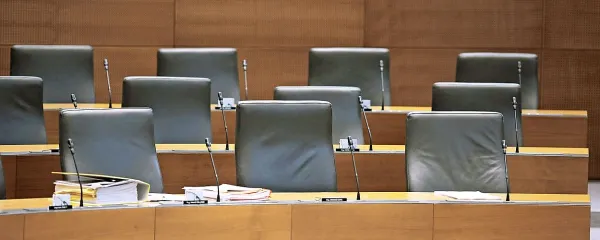 Mesec na mesec iz leta v leto