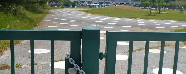 Velike in male začetnice
