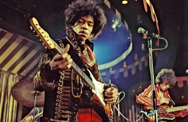 Jimi Hendrix bi letos dopolnil 74 let.