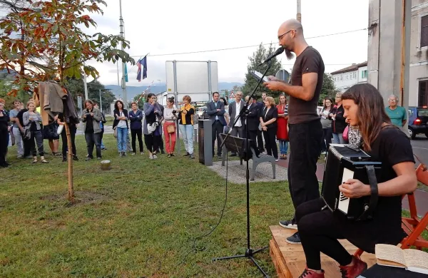 Obiskovalci so slišali “harmonično” zgodovino obeh Goric. 