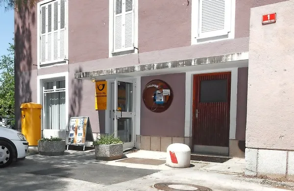 Prvega oktobra bo pošta v Semedeli postala pogodbena 
enota. 