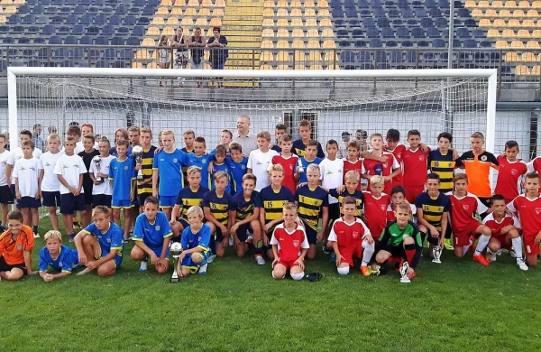 Turnir v Sežani dobile Grosuplje
