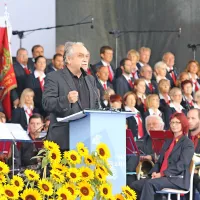 Če ne bi bilo  upora Primorcev, bi meja z Italijo še vedno 
potekala na Postojnskem, pa tudi osamosvajanje leta 1991 
ne bi bilo takšno, je dejal slavnostni govornik Matjaž Kmecl.